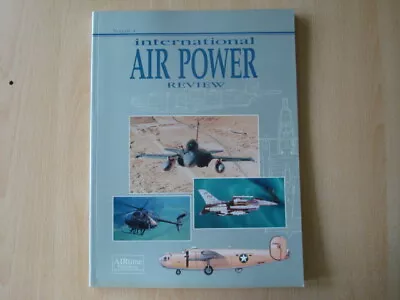 International Air Power Review Volume 4  David Donald (Ed.) VGC • £15