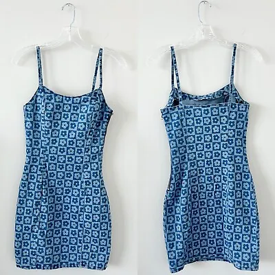 H&M Blue Y2K Style Flower Print Fitted Mini Dress Size Small • $2.99