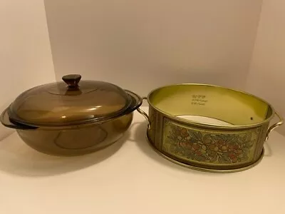 Vintage 2QT -Pyrex-Fireside Casserole Dish Amber Lid And Metal Carrier NO 624 • $18.50