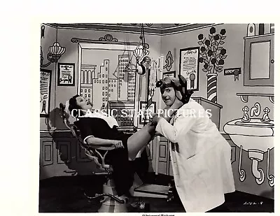 AB28 Rod Steiger Elizabeth Thompson Barber Chair W.C. Fields And ME 1976 Photo • $9.99