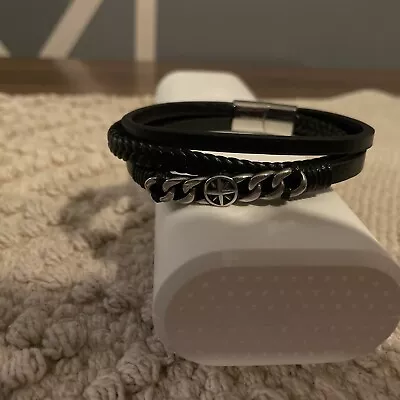 Warren James Men’s Braclet  New • £2