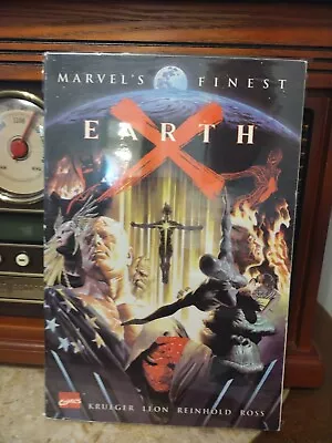 Earth X (Marvel December 2000) • $14.99