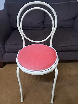 Vintage White Metal Garden Patio Ice Cream Parlor Chair Roundback • $44.50