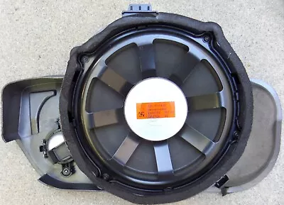 2006  Mercedes-benz C230 Rear Subwoofer Speaker Oem A2038205302 • $120