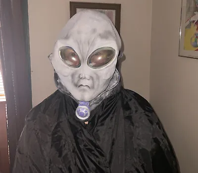 Halloween Alien Mask Cape  Adult Monster ET  Bulging Eyes • $16.50