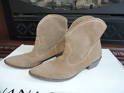 Womens Size 10 * MOSSIMO * Taupe Suede Leather Ankle Boots S323 Booties • $34.99