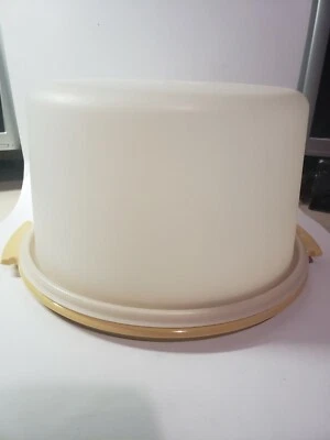 $25.99 • Buy Vintage Tupperware Layer Cake Carrier Holder Lid 683 Base 684 HARVEST GOLD