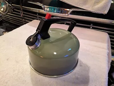 Vintage Mirro Avocado Whistling Tea Kettle 2.5 QT • $14.99