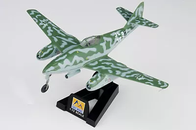 Easy Model 1/72 Me 262A Airplane B3+BH Luftwaffe 1./KG(J) 54 • $31.99