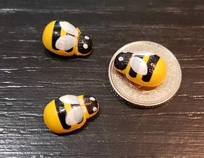 £1.65 • Buy 3 Bumble Bee Wasp Mini Fairy Garden Micro Dolls House Bonsai Landscape Ornament