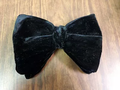 Rare - Vintage 70s Wembley Velvet Bow Tie Black • $30