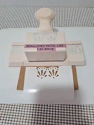 Martha Stewart Large Scalloped Pedals Paper Punch Scrapbooking  Craft • $16