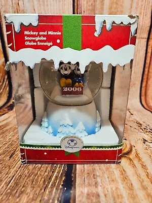 Disney Store 2006 Mickey And Minnie Christmas Snow Globe - Pre-Owned • $15