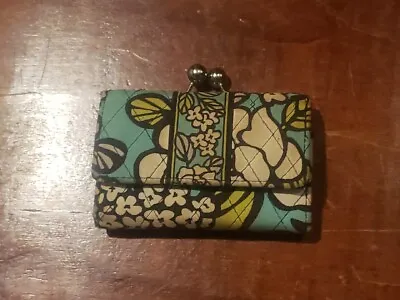 Vera Bradley Island Blooms Wallet With Change Purse Trifold Retired Pattern   • $6