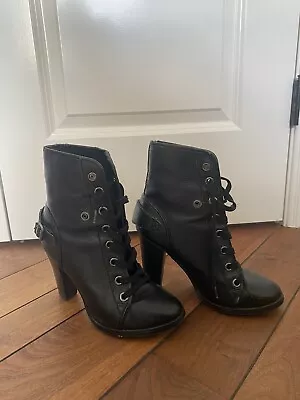 Vintage Victoria’s Secret Ankle Boots Size7 • $15