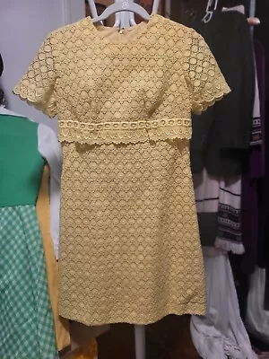 Vintage 1960's MOD Unbranded Yellow Daisy Lace Empire Dress M • $25