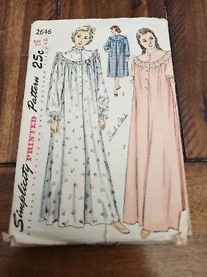 Vintage Simplicity Printed Pattern 2646 Home Sewing Women Robes Size 14 Bust 32 • $12.96