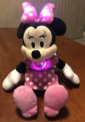 Disney MINNIE MOUSE Clubhouse Singing Lights Up Talking Cuddly Soft Plush 15  • $9.95