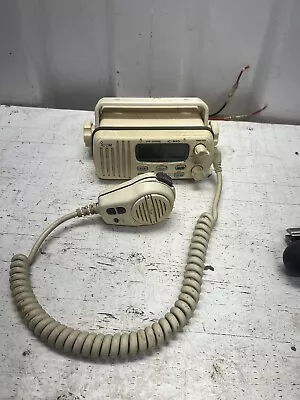 Icom Vhf Marine Radio IC-M45 • $60