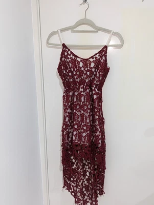 $20 • Buy Ladies Dresses Size 8