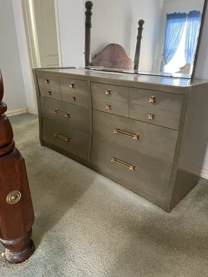 $300 • Buy Vintage Raymond Loewy Mengel Mid Century Modern Long Dresser Chest - NO MIRROR