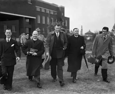 American Evangelist Billy Graham Visits Dagenham Essex Give S- 1955 Old Photo 3 • $5.78