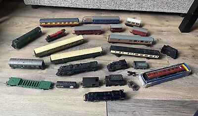 Vintage Trains Bundle- Locomotives/ Coaches/ Carriages- Hornby/Tri-Ang/Bachmann • $96.77