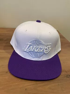 Mitchell & Ness NBA Los Angeles Lakers Hardwood Classics Snapback Hat All White • $12