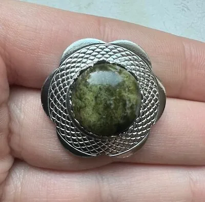 Vintage Signed Mizpah Silver Tone Flower Green Stone Celtic Pin Brooch 1” • $19.99