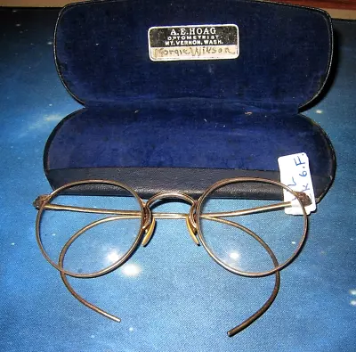 B & L VINTAGE Eyeglasses 1/10 12K Gold Filled Wire Frame & Case • $19.99