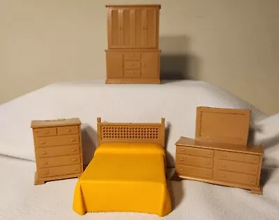 Vintage Plastic Miniature Dollhouse Furniture By Wolverine Bedroom & Dining 4pc • $8