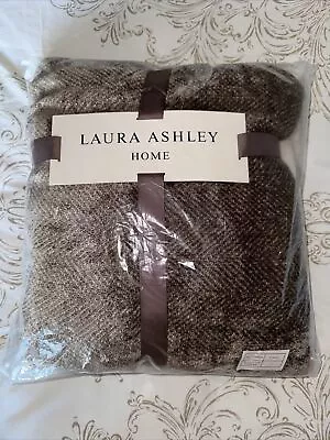 New Laura Ashley Hamilton Truffle Throw 130 X 170cm • £45