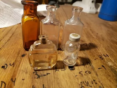 Lot Of 5 Antique MINI Apothecary Bottles M & T Co Amber Glass Miniature Small • $12.99