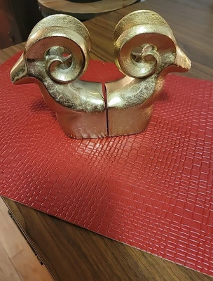 $0.99 • Buy West ELM Bookends Rams Head Gold Metal Bighorn Sheep Pair  Modern 5.25”