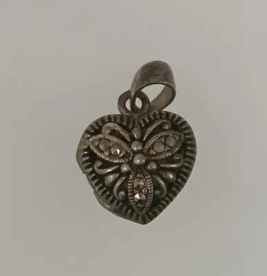 Vintage Sterling Silver 925 Heart Locket Opening Necklace Pendant - 2.48g • $13.49