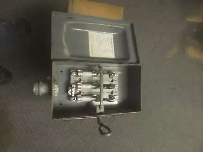 Square D Safety Switch 240v 60A    D 97412 • $25