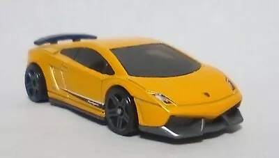 Loose 2011 Hot Wheels Yellow Lamborghini Gallardo LP570-4 Superleggera • $9.99