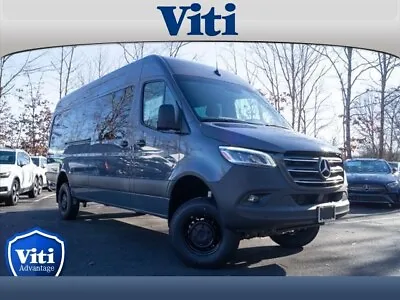 2024 Mercedes-Benz Sprinter 2500 • $85975