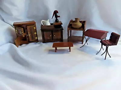 6 VTG Wood Doll House Kitchen Pcs- 2 Tables/1 Chairs/1 Icebox/1 Dry Sink/1 Pump • $17.75