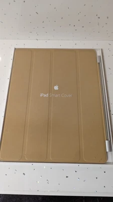£12.50 • Buy Genuine Apple Smart Cover For  IPad 2 Or Later  