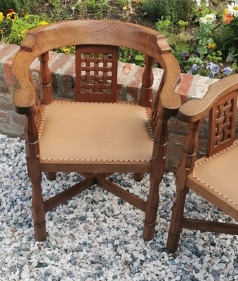 £2995 • Buy Robert Thompson Mouseman Oak Monks Chair 1982