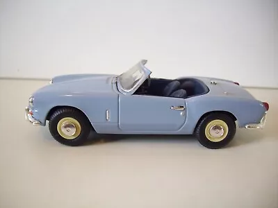 Vanguards VA06703 Wedgwood Blue Triumph Spitfire Mk11 • £20