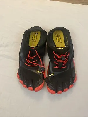 Vibram Five-fingers Shoes 18m0701 (Size 8.5-9) Red/Black • $50