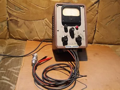 Hewlett Packard HP 410B Vacuum Tube Voltmeter With Probes Powers On Untested • $300