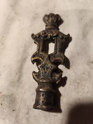 Oriental Lamp Finial Antique Cast Iron . • $20