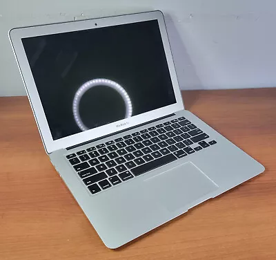 Apple A1466 MacBook Air 72 13  1.8GHz Core I5 Mid 2017 -  PARTS OR REPAIR • $0.99