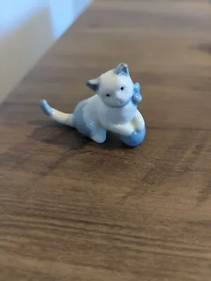 A Small Vintage Wade Cat With Ball • £4