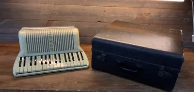 Hohner Verdi Ia Accordian (am1025828) • $349.99