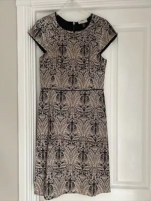 OASIS Ladies Size 8 Black/Gold Jacquard Dress • £15