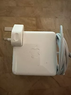 Apple 85W MagSafe Power Adapter • £14